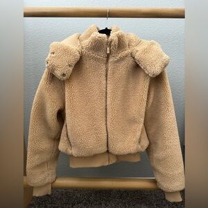 ALO Yoga Tan Sherpa Foxy Hooded jacket, size XS